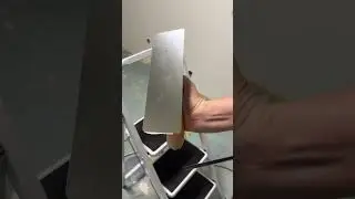 Лампа Лососева показывает неровность стен!😳