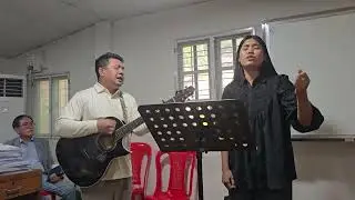 미얀마선교집회 중 부부찬양특송