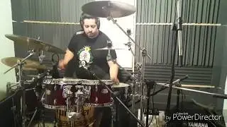 Chacarera de un triste, ( Hnos Simón) versión instrumental ( bajo y percusión )
