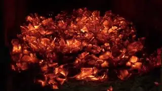 Печка на дровах 🪵 Огонь 🔥 Красота углей ! Как правильно топить печь ? 😆