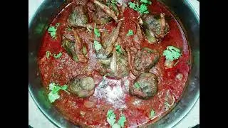 Nethili Meen Kulambu / கத்திரிக்காய் நெத்திலி கருவாட்டுக் குழம்பு | Brinjal Dry Fish Curry.