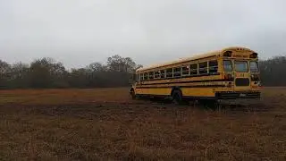 DOOF CAN SCHOOL BUSS