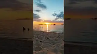 lamunan senja, ukhti-ukhti cantik mandi di pantai. cerita dari labuan bajo 😉✌🏽