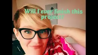 My not quite live, live stream. I show you my current projects, fave yarn AND A GIVEAWAY!