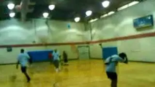 Egutta tv (chris makes shot off the wall)