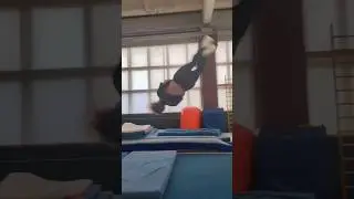Full twist! #acrobatics #training #stunts #reels #youtube #jackiechan #2024