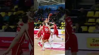 Martynas with the pump fake and easy dunk