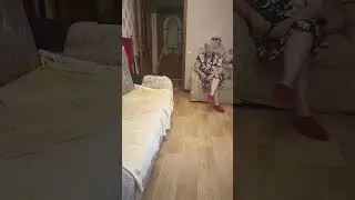 Викуша в гостях у бабушки 