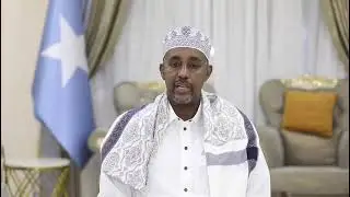 Ra'iisal wasaare Rooble oo la hadlaya shacabka Muqdisho....