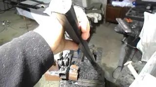 Как выточить склиз на снегоход...