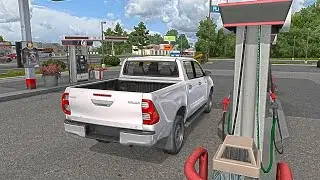 Сame to town and am selling a Toyota Hilux pickup truck