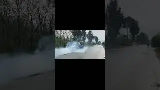 Toyota Hilux Burnout  #toyota #hilux #toyotacars