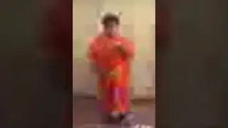 Бабушка это ты украла снюс? Снюс детям не игрушка. Я супер буся спасу от снюса
