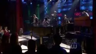 Gavin DeGraw is performing 