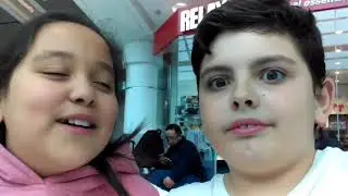 Airport Vlog with Kailey Tran