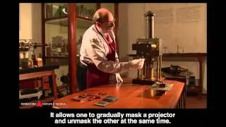 Dissolving view apparatus
