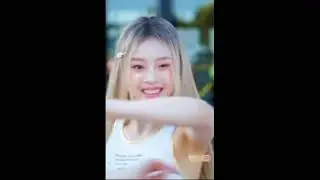 NewJeans 'Super Shy  Hanni (1)