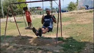 Te lisharesja me Emin