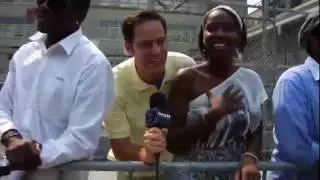 Oprah's Final Show - White Guy Indifferent