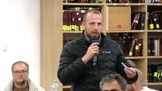 Чтобы быть скромным в работе