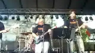 shure 1-8!/1;5 - Kryptonite (live)