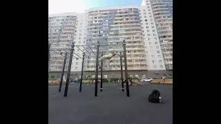Обожаю перелёты, вот бы ещё подальше, думаю метра 2 бы пролетел.