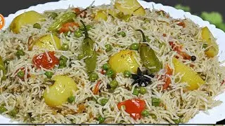 Aloo Matar Pulao Recipe, One Pot Aloo Pulao Recipe, Winter Special Recipe by Kajal ki Rasoi 