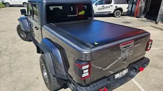 Electric Roller Shutter for Jeep Gladiator