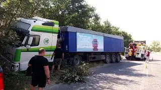 Излязъл извън пътя до Димитровград с 25 тона слънчоглед  14.09.2019-Ауто Димитров