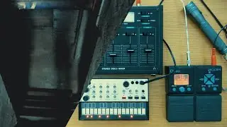 DARK AMBIENT / DRONE JAM with KORG VOLCA KEYS / MONOTRON and ZOOM G1on + SCARY BASEMENT EXPLORATION