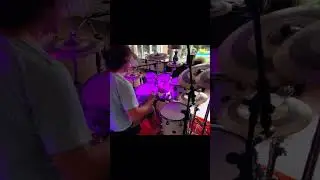 Drumming along 70's jazz funk