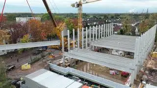 Baustelle der Achtfach-Sporthalle in Monheim