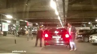 Омск. Высадка пассажиров у Ашана. А979АА55