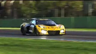 The Chevy Corvette C8 is a game-changer! 🚀 Check out this beast in action! 🔥🏁