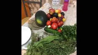 Ассорти из огурцов и помидоров