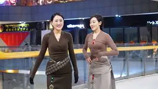 Beautiful Tibetan girl Yongzhen and Zhuoma Chu dance 