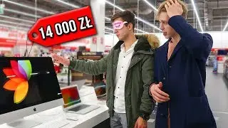 KUPUJĘ PRZYJACIELOWI WSZYSTKO CO DOTKNIE (Z ZAWIĄZANYMI OCZAMI)