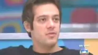 Fran, Max e Pri se despedem a pedido de Bial