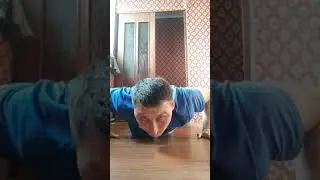 Миа Бойка Вау, какие у тебя кроссовки влюбилась в них на этой тусовке Вау, какая у тебя причёска