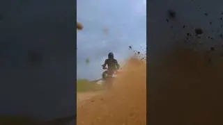 любимый тип видео, где я уезжаю. теперь в шлеме. #moto #royalenfield #royalenfieldinterceptor650