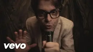 Samuele Bersani - Un Pallone (Official Video)