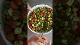 …this entire salad has 81G protein!🤯🤩 #healthyrecipes #highproteinrecipes #protein #recipes