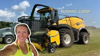 New Holland Brought Us a BRAND NEW 2025 Chopper
