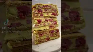 Торт мороженое фисташка малина🔥🔥🔥 #cake #icecream #icecreamcake #торт #тортрецепт #тортмороженое