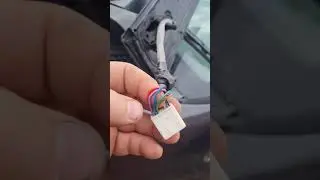 Установка зеркал  с повторителями в Тойоту Надя от Тойоты Рактис .