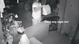 Food Delivery Caught on Camera
