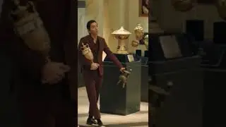 Iss ladke ko din.mai dikhaye dete hai daanav 