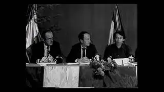 Imagini document: CUM A FOST PREZENTATA REVOLUTIA IN DIRECT LA TELEVIZIUNEA ROMANA