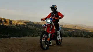 RIGID Adapt XE // Extreme Enduro Adaptive LED Moto Light