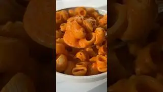 👀Where are my #PastaLovers at⁉️ Must-try! Copycat #Carbone Spicy #Rigatoni 🙌🏼 #rigatonirecipes